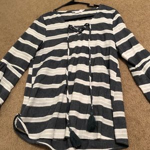 long sleeve blue and white striped